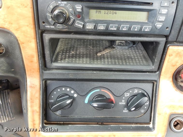 image for item HP9561 2009 International ProStar Premium  semi truck