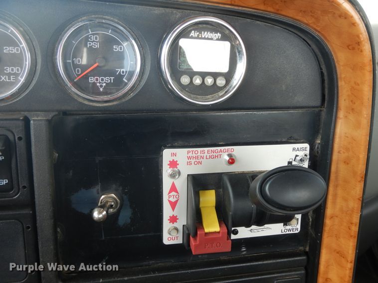 image for item HP9561 2009 International ProStar Premium  semi truck