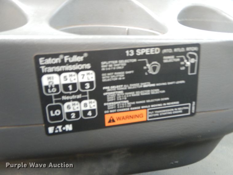 image for item HP9561 2009 International ProStar Premium  semi truck