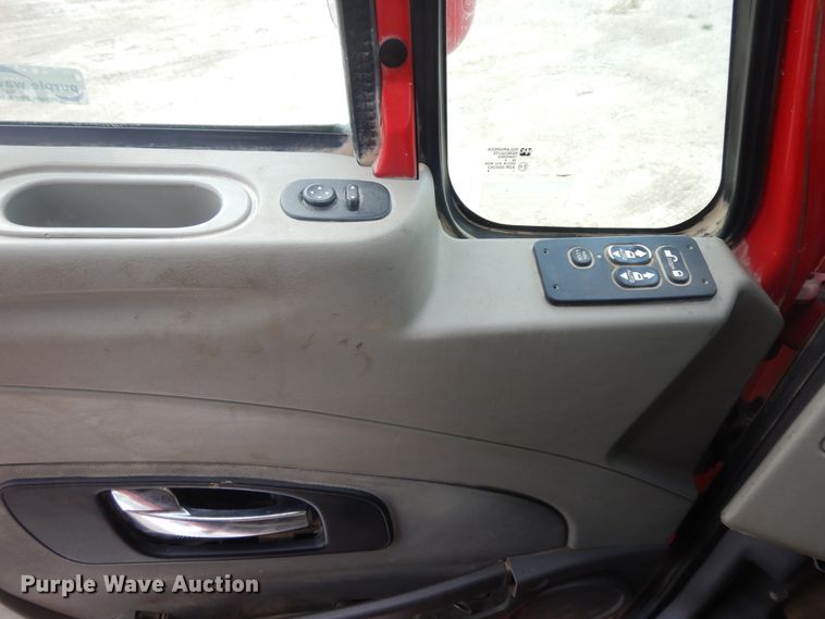 image for item HP9561 2009 International ProStar Premium  semi truck