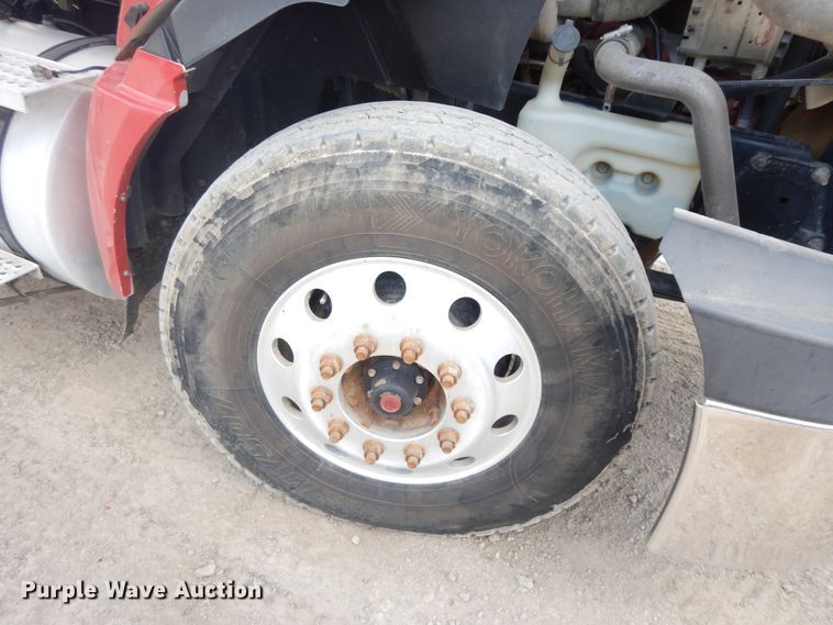 image for item HP9561 2009 International ProStar Premium  semi truck