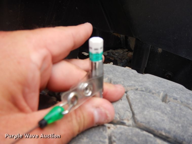 image for item HP9561 2009 International ProStar Premium  semi truck