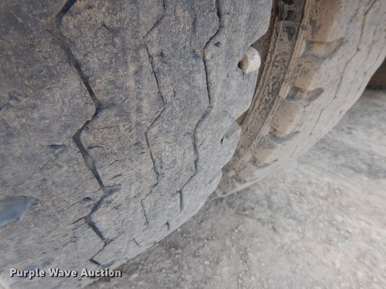 image for item HP9561 2009 International ProStar Premium  semi truck