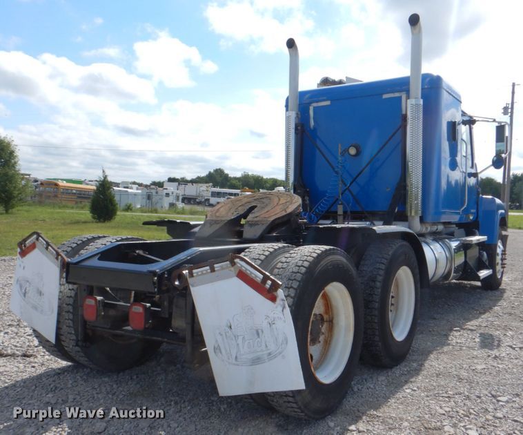 image for item HT9274 2012 Mack CHU613  semi truck