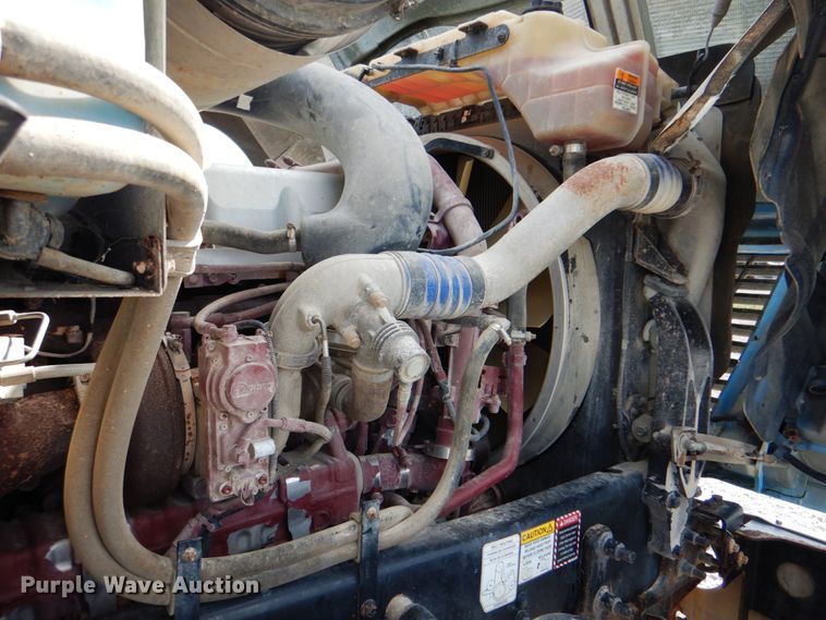 image for item HT9274 2012 Mack CHU613  semi truck