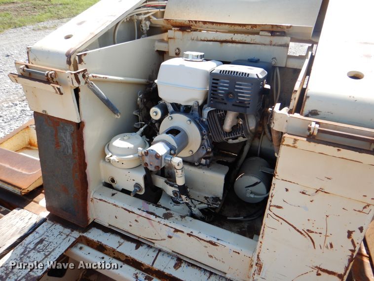 image for item HT9284 2008 Trail King TK110HDG-513  lowboy trailer