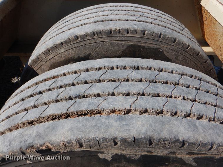 image for item HT9284 2008 Trail King TK110HDG-513  lowboy trailer