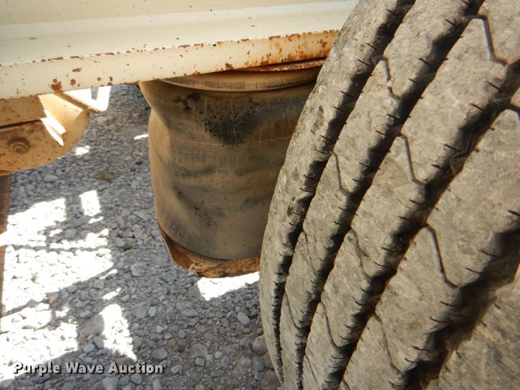 image for item HT9284 2008 Trail King TK110HDG-513  lowboy trailer