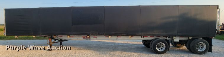 image for item IF9871 2010 Chaparral 482BBDHTTAZB  flatbed trailer