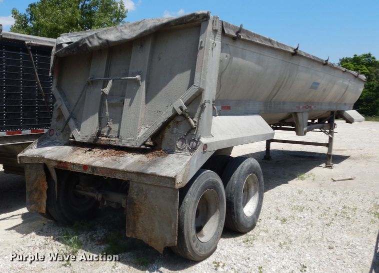 image for item II9517 1995 Alumatech  end dump trailer