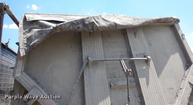 image for item II9517 1995 Alumatech  end dump trailer