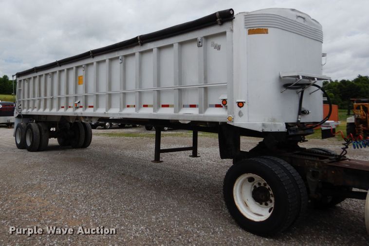 image for item II9527 1983 TI Brook  end dump trailer