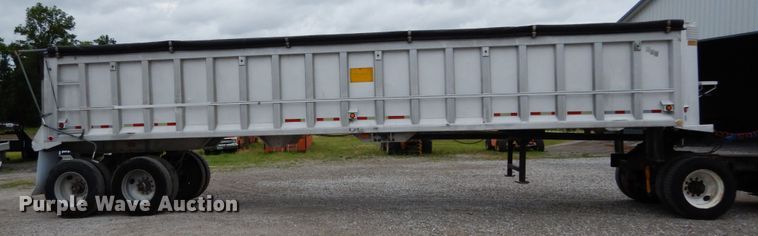 image for item II9527 1983 TI Brook  end dump trailer