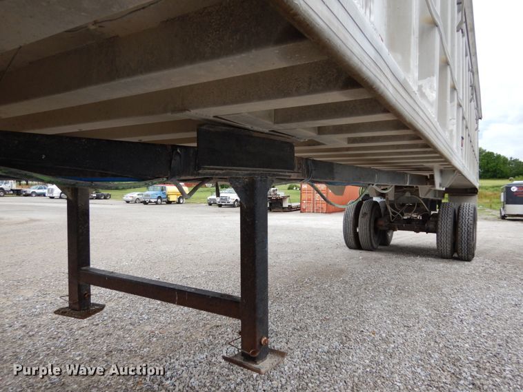 image for item II9527 1983 TI Brook  end dump trailer