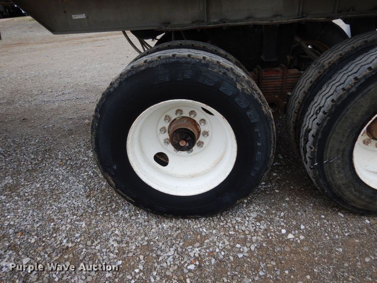 image for item II9527 1983 TI Brook  end dump trailer