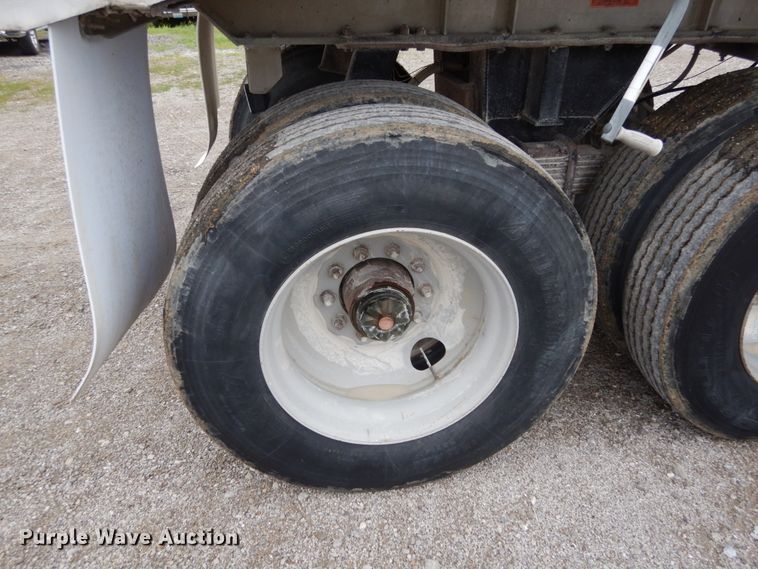 image for item II9527 1983 TI Brook  end dump trailer