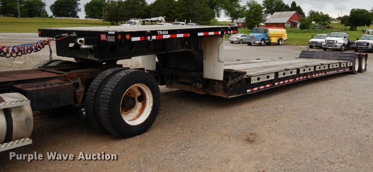 image for item II9528 2010 XL Specialized IXL 70 HD  lowboy equipment trailer