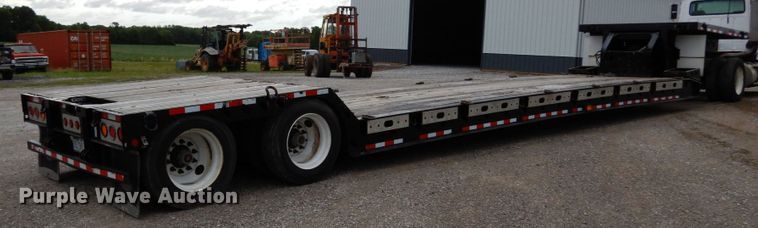image for item II9528 2010 XL Specialized IXL 70 HD  lowboy equipment trailer