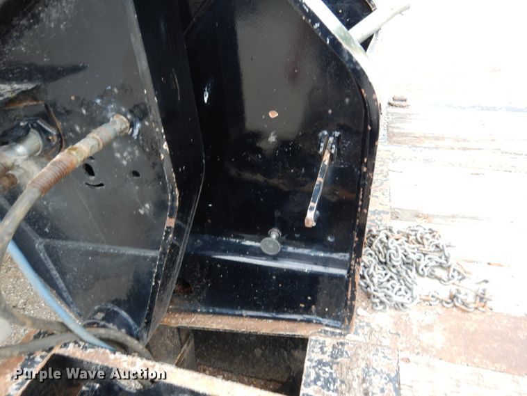 image for item II9528 2010 XL Specialized IXL 70 HD  lowboy equipment trailer