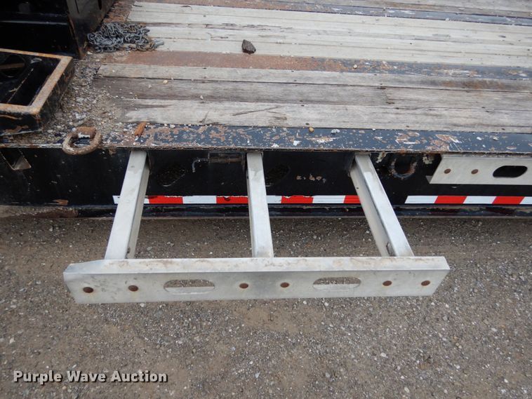 image for item II9528 2010 XL Specialized IXL 70 HD  lowboy equipment trailer