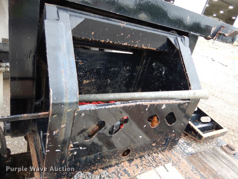 image for item II9528 2010 XL Specialized IXL 70 HD  lowboy equipment trailer