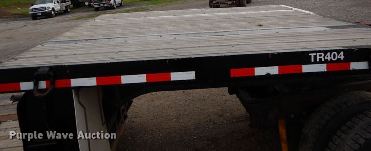 image for item II9528 2010 XL Specialized IXL 70 HD  lowboy equipment trailer