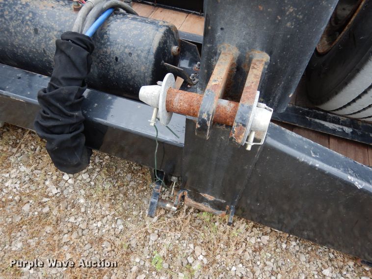 image for item II9528 2010 XL Specialized IXL 70 HD  lowboy equipment trailer