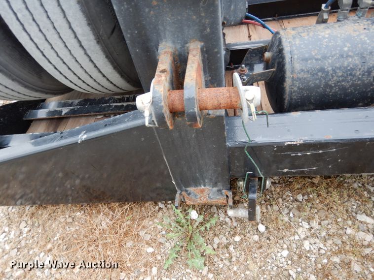 image for item II9528 2010 XL Specialized IXL 70 HD  lowboy equipment trailer