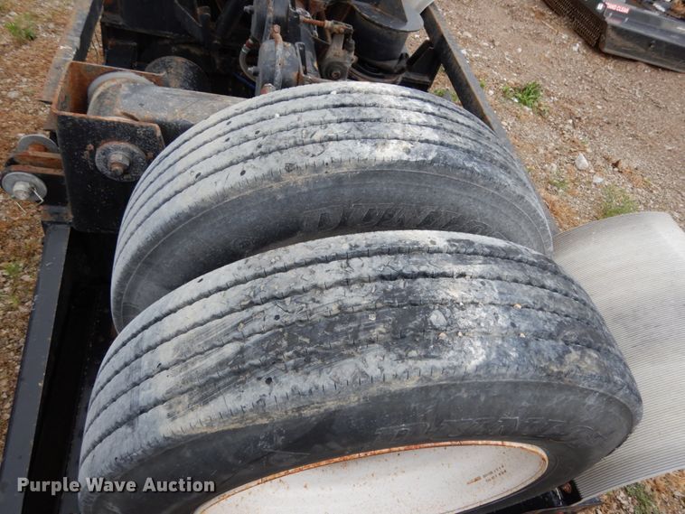 image for item II9528 2010 XL Specialized IXL 70 HD  lowboy equipment trailer