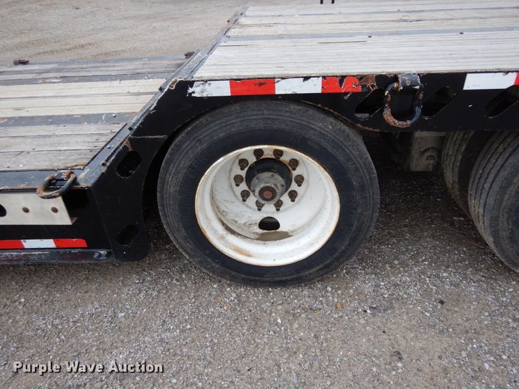 image for item II9528 2010 XL Specialized IXL 70 HD  lowboy equipment trailer
