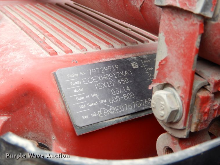 image for item II9529 2015 Kenworth T680  semi truck