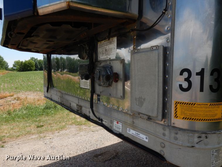 image for item IL9847 2000 Great Dane 8801TZ 1AP 50  refrigerated van trailer