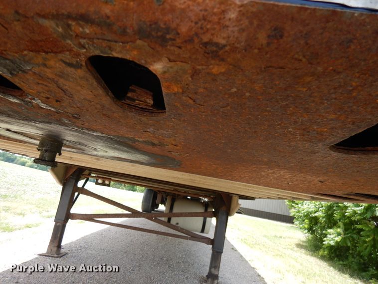 image for item IL9847 2000 Great Dane 8801TZ 1AP 50  refrigerated van trailer