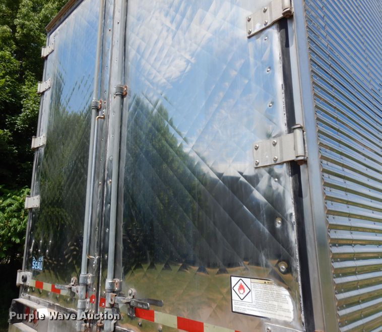 image for item IL9847 2000 Great Dane 8801TZ 1AP 50  refrigerated van trailer