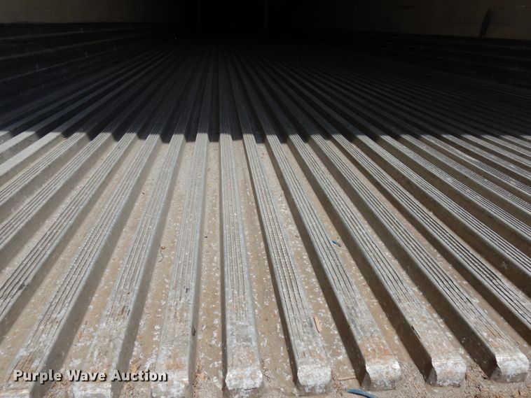 image for item IL9847 2000 Great Dane 8801TZ 1AP 50  refrigerated van trailer