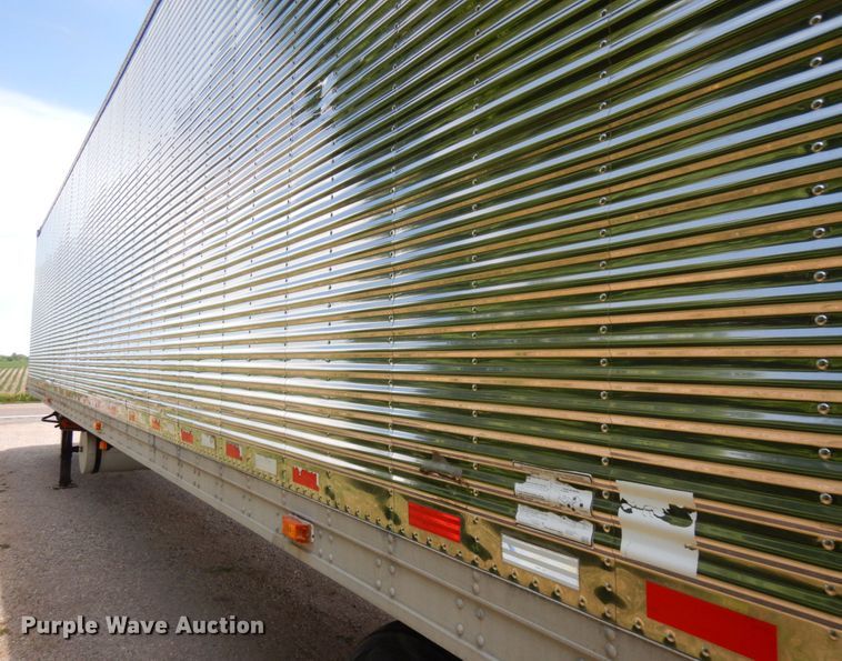 image for item IL9847 2000 Great Dane 8801TZ 1AP 50  refrigerated van trailer