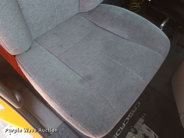 image for item IO9191 2016 Freightliner Cascadia 125  semi truck