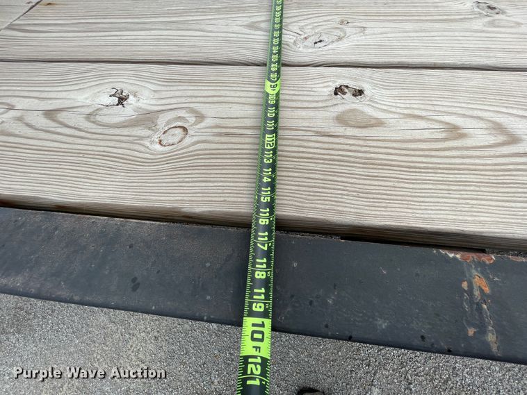 image for item IR9503 1986 Hobbs  drop deck trailer