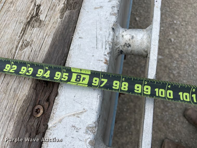 image for item IR9507 2008 Reinke  drop deck trailer