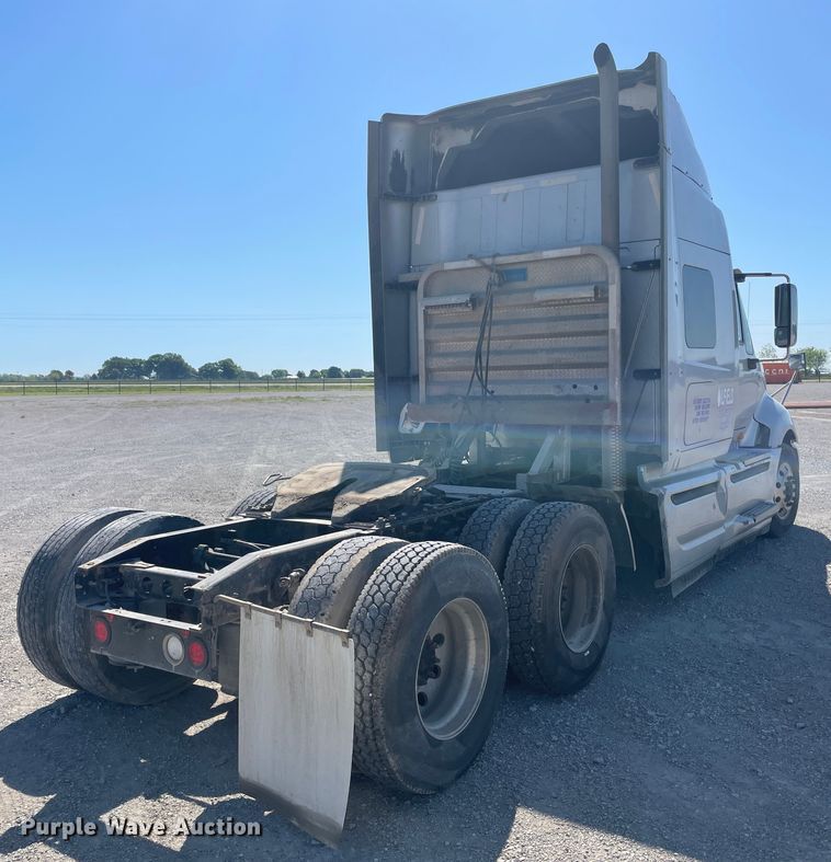 image for item IR9510 2011 International ProStar  semi truck