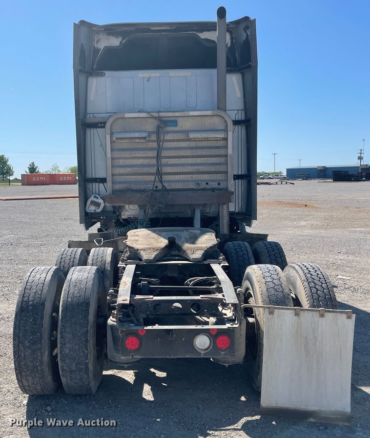 image for item IR9510 2011 International ProStar  semi truck