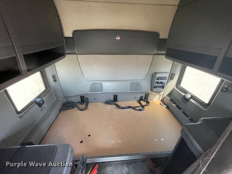 image for item IR9510 2011 International ProStar  semi truck