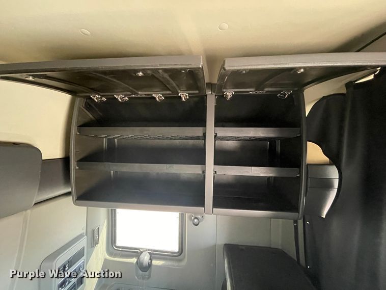 image for item IR9510 2011 International ProStar  semi truck