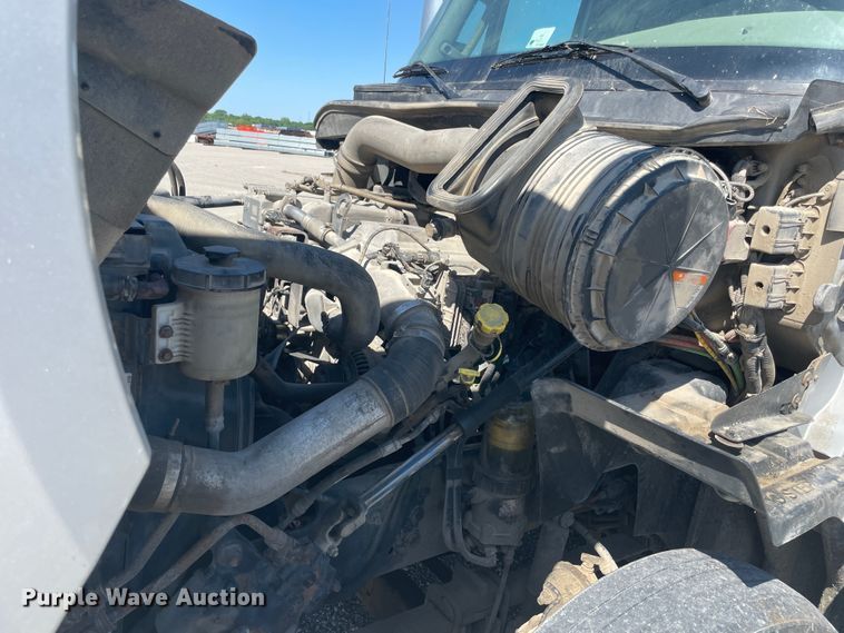 image for item IR9510 2011 International ProStar  semi truck