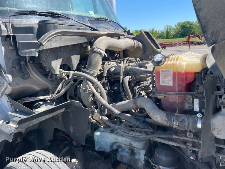 image for item IR9510 2011 International ProStar  semi truck