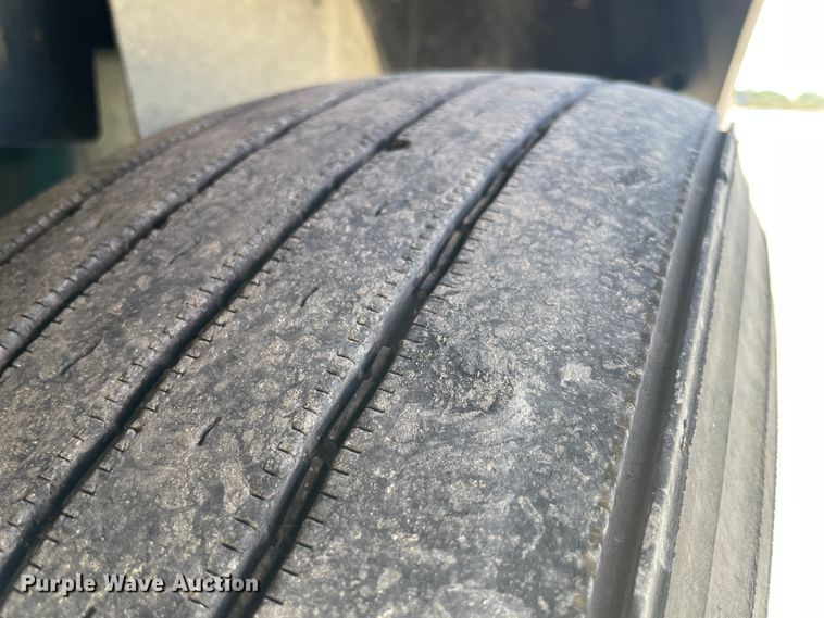 image for item IR9510 2011 International ProStar  semi truck