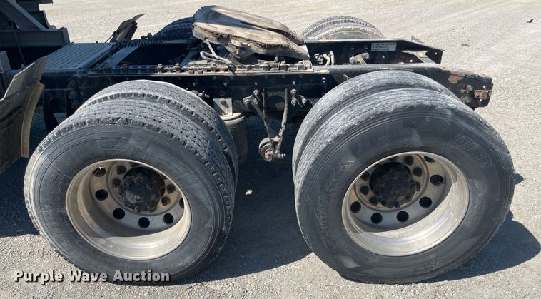 image for item IR9510 2011 International ProStar  semi truck