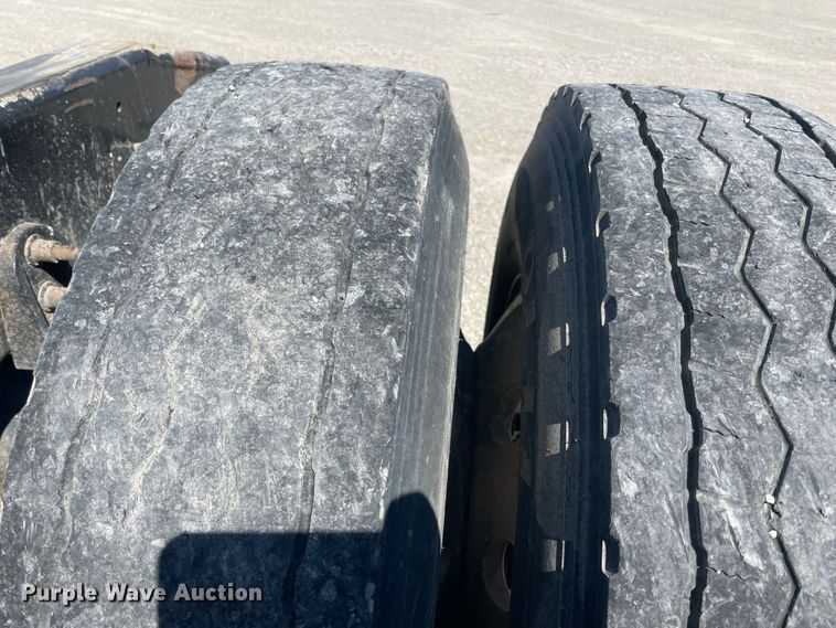 image for item IR9510 2011 International ProStar  semi truck