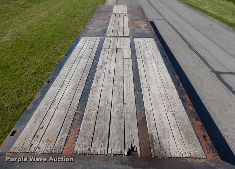 image for item IT9164 2008 Trail King TK110HT-443  drop deck equipment trailer