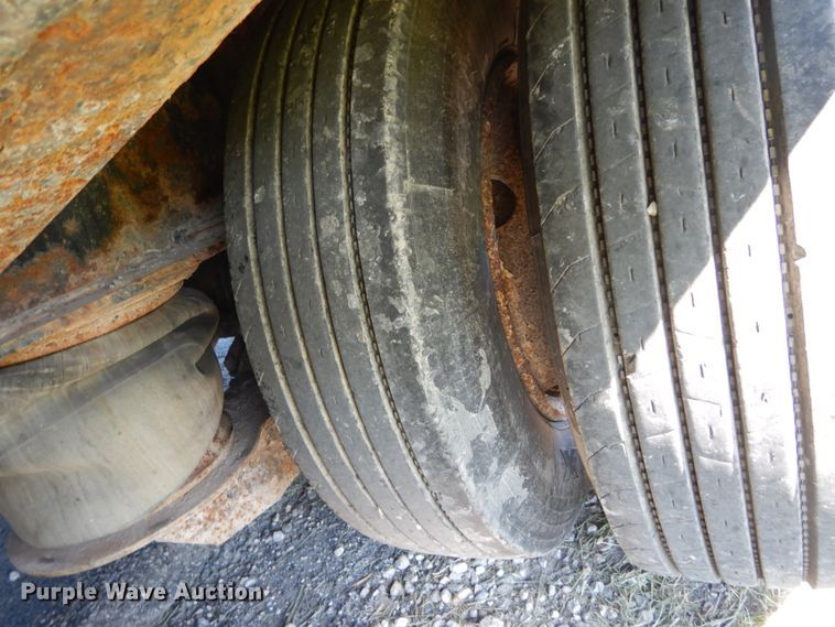 image for item IT9164 2008 Trail King TK110HT-443  drop deck equipment trailer